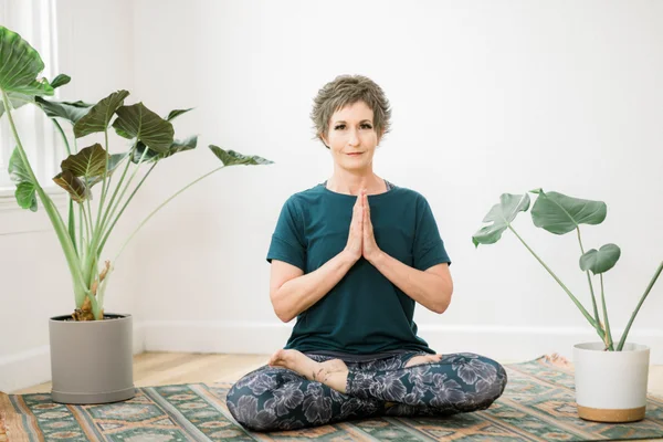 Jennifer Maddox — E8 Yoga